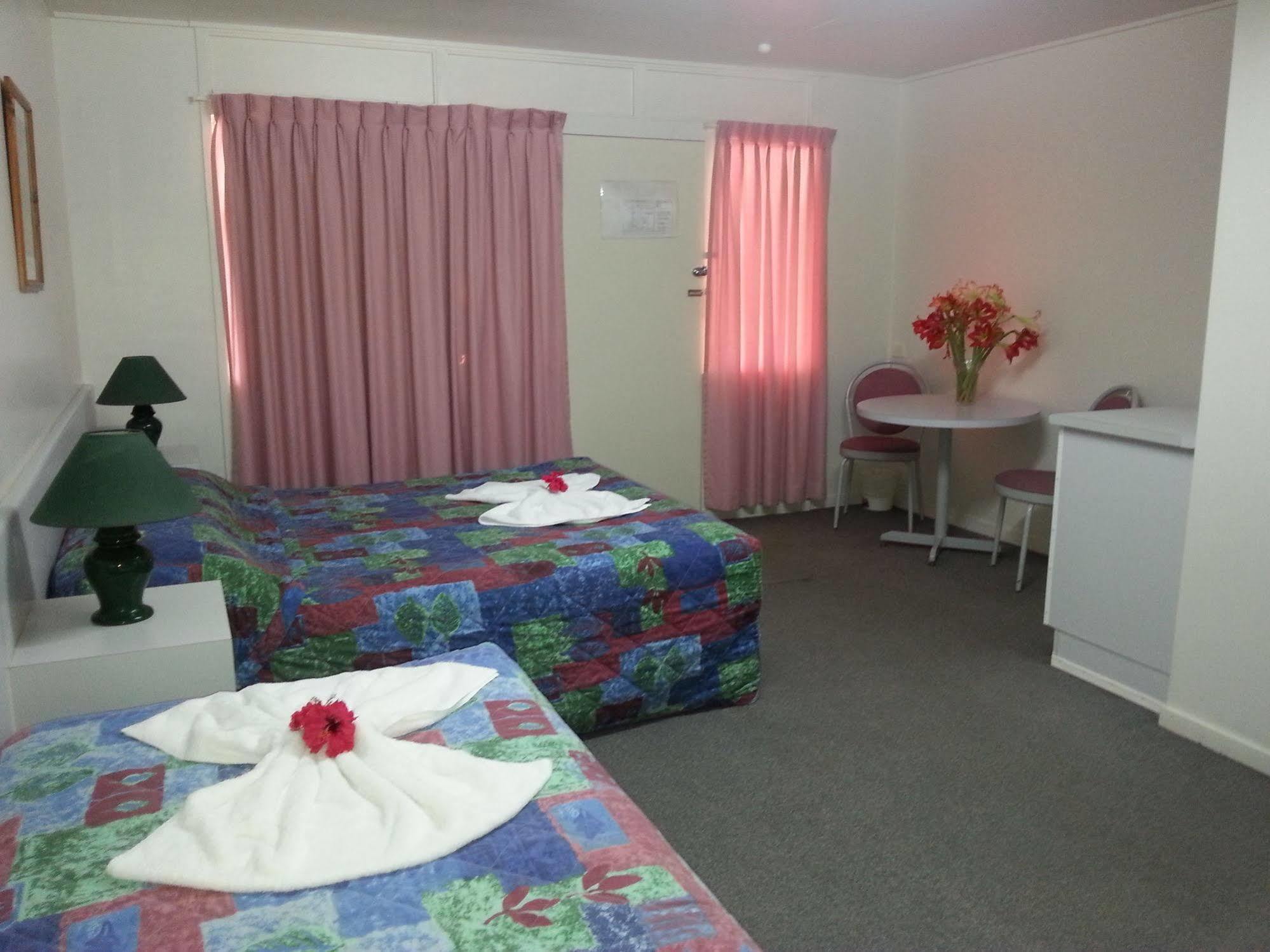 Golden Fountain Motel Rockhampton Eksteriør billede