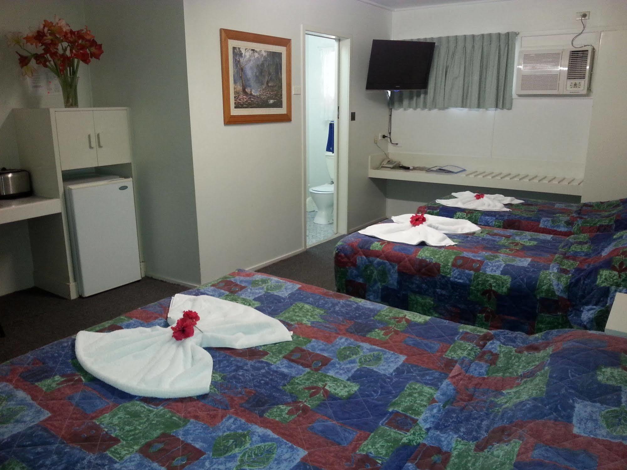 Golden Fountain Motel Rockhampton Eksteriør billede