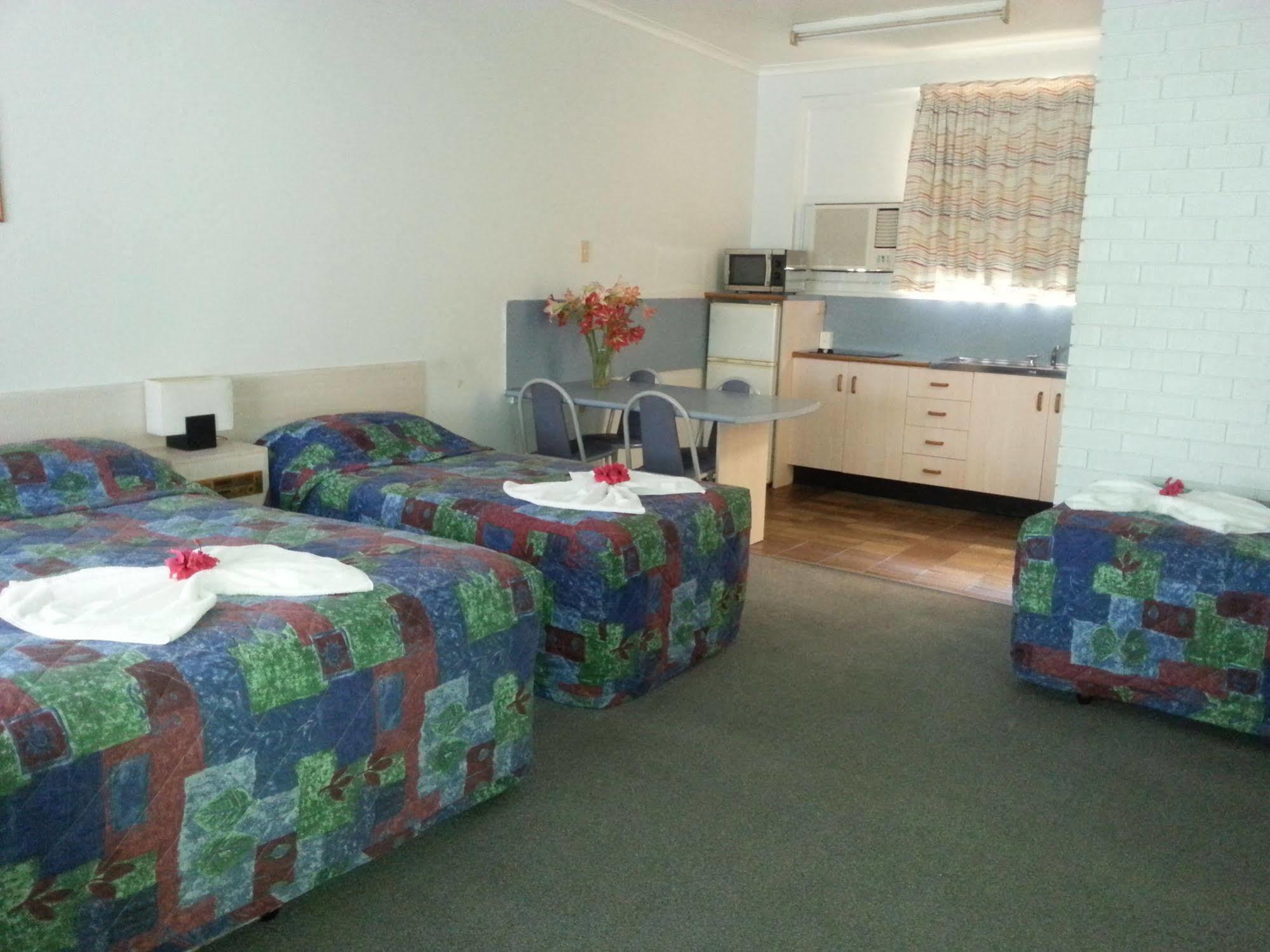 Golden Fountain Motel Rockhampton Eksteriør billede