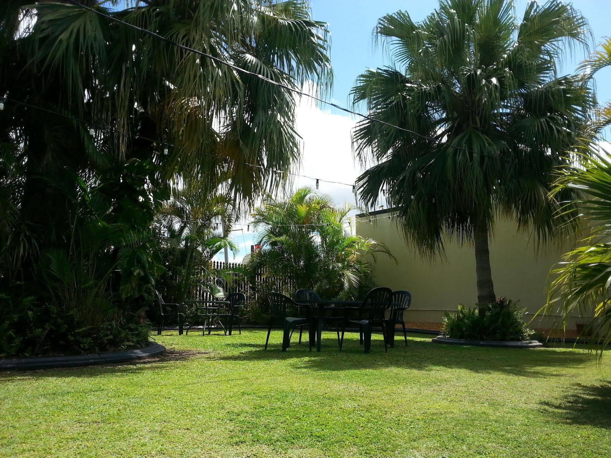 Golden Fountain Motel Rockhampton Eksteriør billede